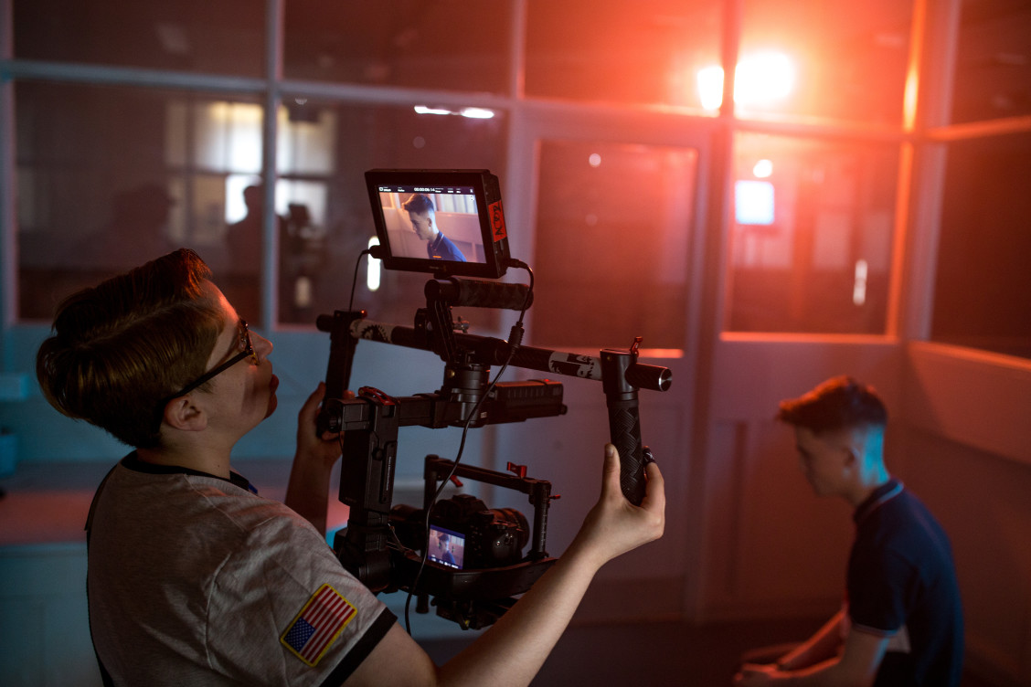 Image: Cinematographer Alba Fernandez at work.